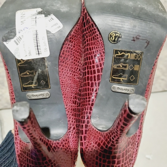 3/$20 SPRING Slip On Pumps Shoes High Stilettos 37 - Picture 5 of 5